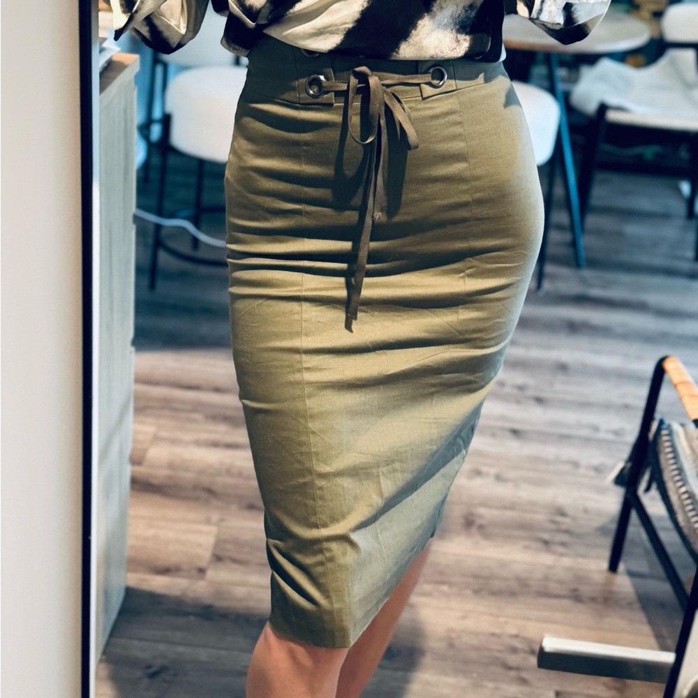 BCBGMaxAzria Green Tie Front Midi Skirt Casual Pencil